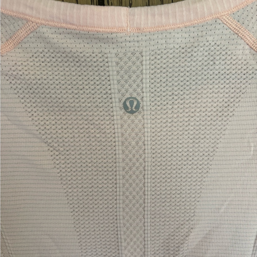 Lululemon Swiftly Tech Short-Sleeve Shirt 2.0. Strawberry Milkshake. Size 12 - Picture 6 of 7